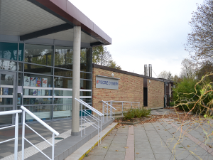 Photo de l'entrée de la piscine d'Emerainville